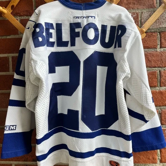 Vintage Kids and Youth Hockey Jerseys - Toronto Maple Leafs Jersey - Picture 3 of 5